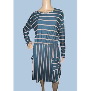 Betsy’s Boutique Shop
 Striped Long Sleeve Dress with Pockets - Size L